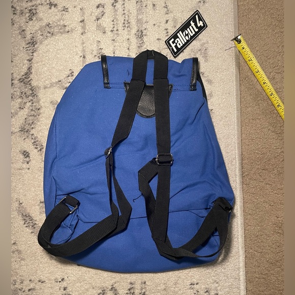 Fallout 4 Bioworld backpack - Picture 7 of 7